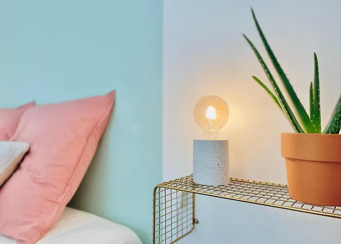 Maison & Jardin Riva-bella * וויסטרהאם